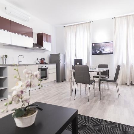 מילאנו Hemeras Boutique Homes - City Center Design Flats מראה חיצוני תמונה