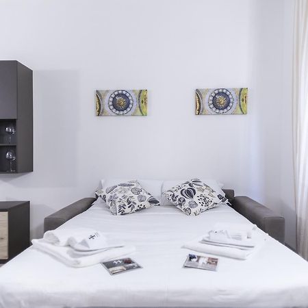 מילאנו Hemeras Boutique Homes - City Center Design Flats מראה חיצוני תמונה