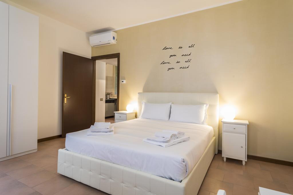 מילאנו Hemeras Boutique Homes - City Center Design Flats מראה חיצוני תמונה