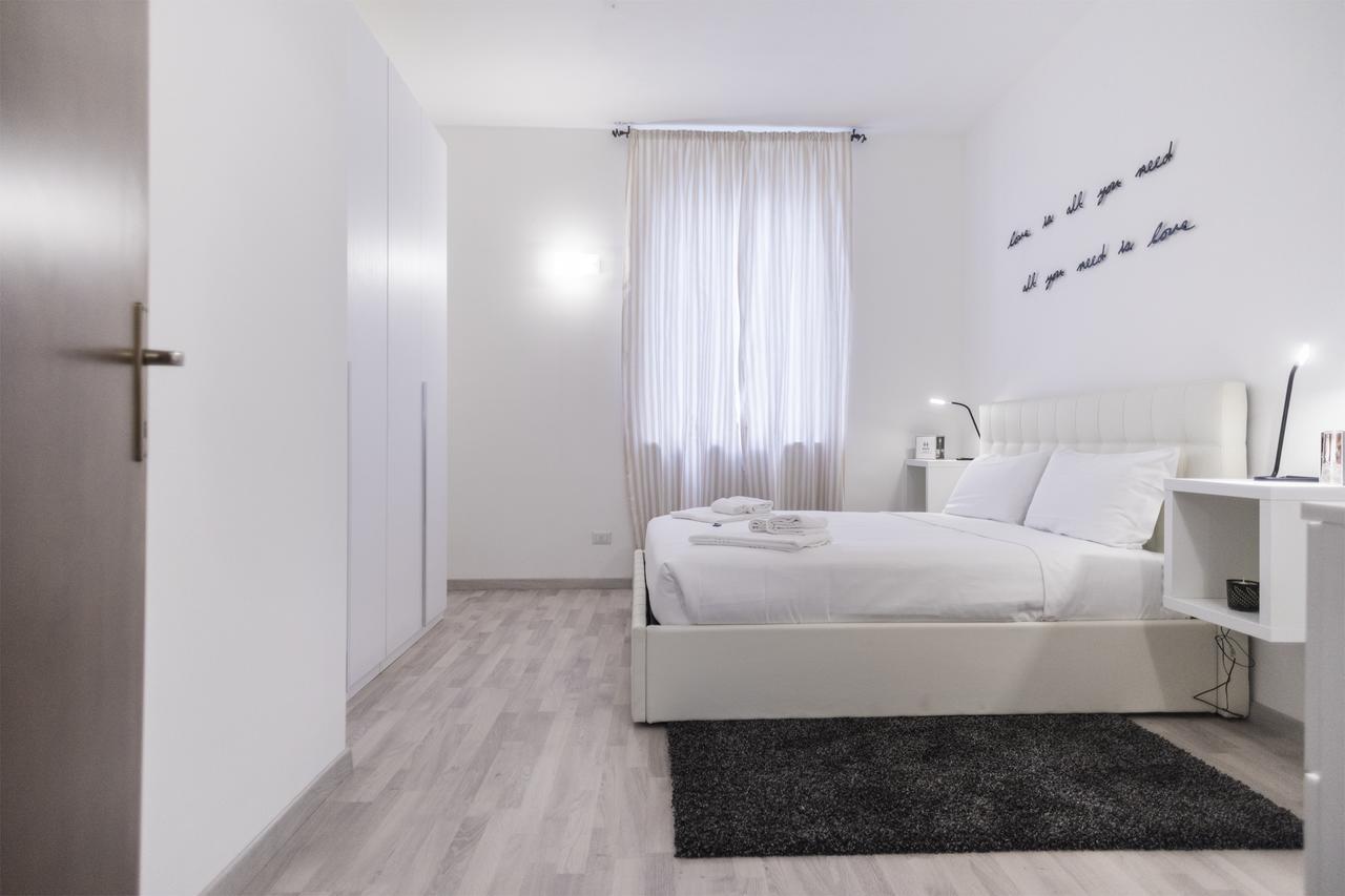 מילאנו Hemeras Boutique Homes - City Center Design Flats מראה חיצוני תמונה
